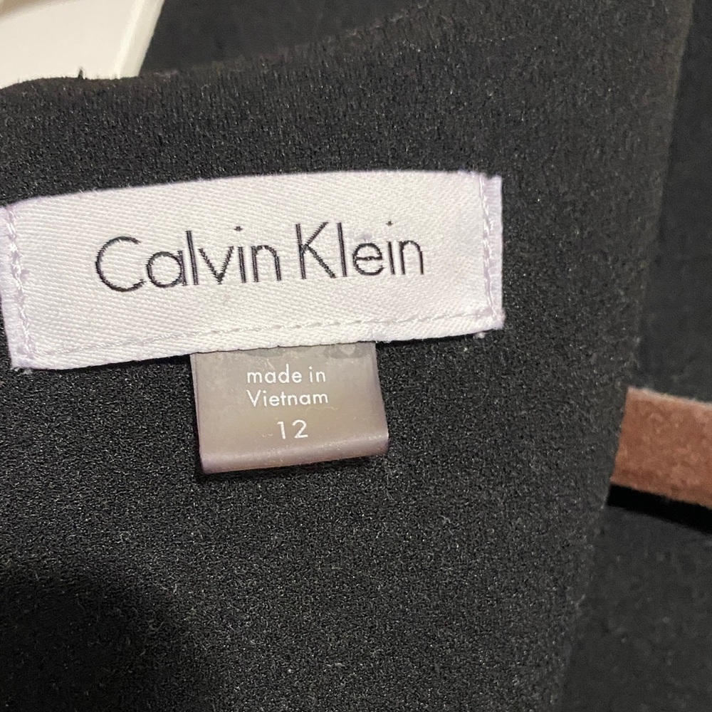 Calvin Klein cold shoulder dress! - Picture 7 of 8